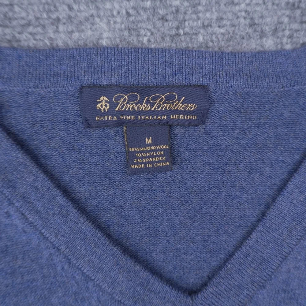 Brooks Brothers V-Neck Sweater Mens Medium Blue Extra Fine Italian Merino Wool